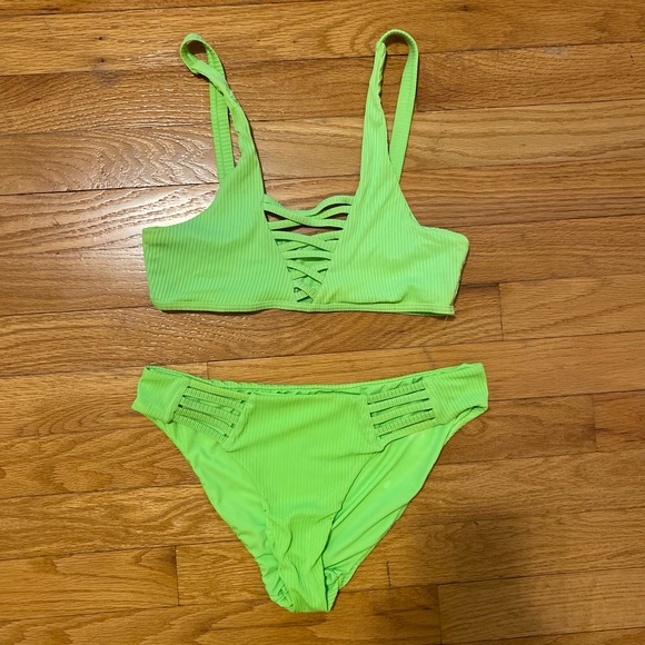 Neon Green Bikini - Picture 1 of 6